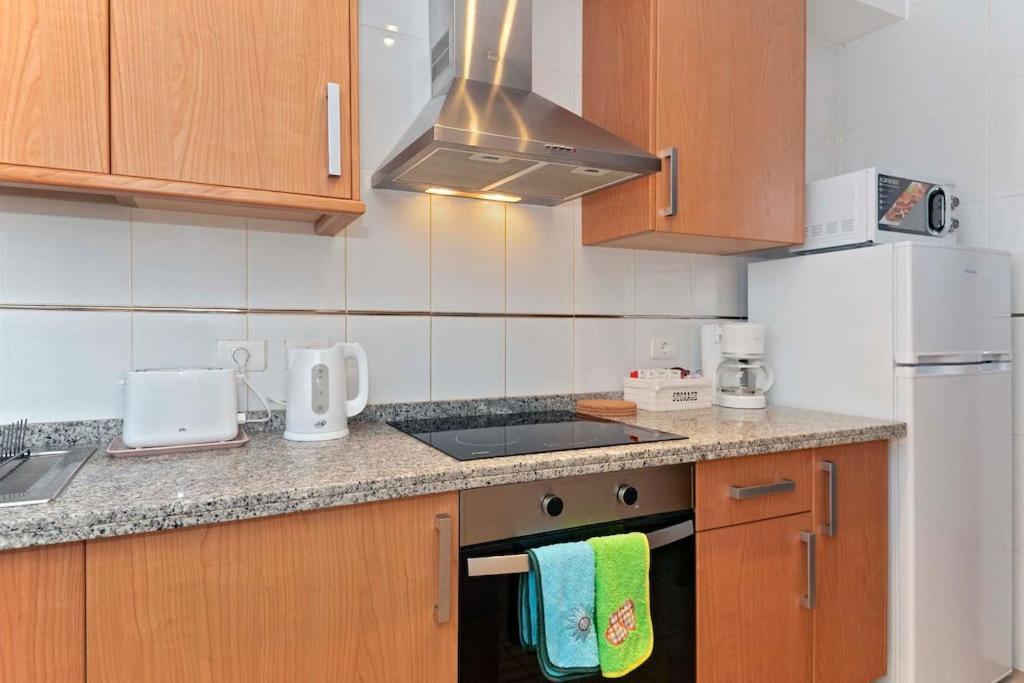 Lovely Spacious Apartment In ซานอิซิโตร ภายนอก รูปภาพ