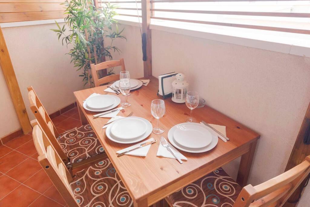 Lovely Spacious Apartment In ซานอิซิโตร ภายนอก รูปภาพ