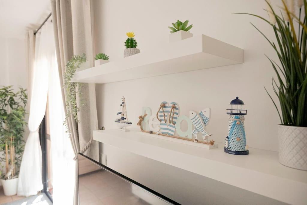 Lovely Spacious Apartment In ซานอิซิโตร ภายนอก รูปภาพ