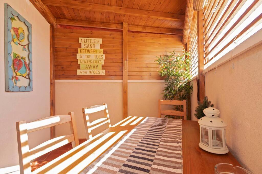 Lovely Spacious Apartment In ซานอิซิโตร ภายนอก รูปภาพ